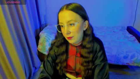 Snapshot of happystephanie chatting on 06-01-26, 05:25 Stephanie online show from 06-01-26, 05:25