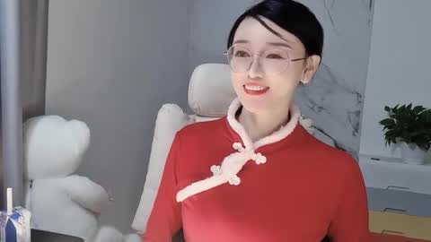 Snapshot of happysweetie168 chatting on 02-24-25, 03:44 Daisy online show from 02-24-25, 03:44