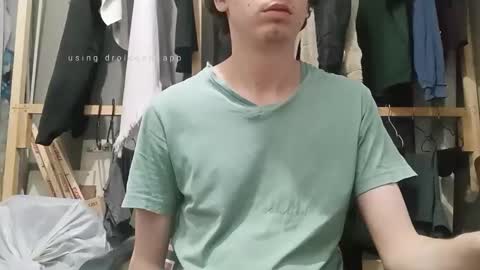 Snapshot of happytronco chatting on 11-13-25, 12:31 happytronco online show from 11-13-25, 12:31