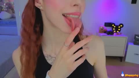 Snapshot of happyvivy chatting on 10-13-25, 09:59 Vivy online show from 10-13-25, 09:59