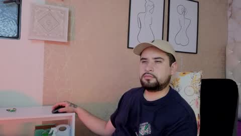 Snapshot of haraldturner chatting on 05-19-26, 11:38 haraldturner online show from 05-19-26, 11:38