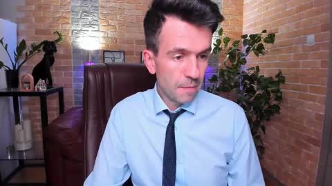 Steve online show from 02-16-25, 04:42