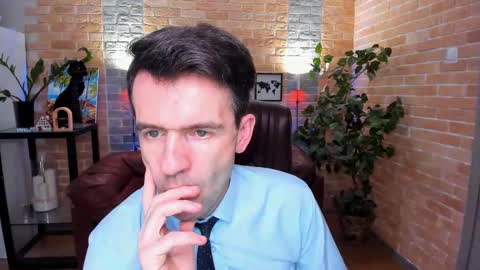 Steve online show from 03-03-25, 01:42