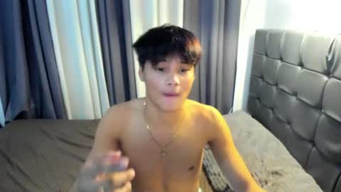 Snapshot of hard_cockfucker chatting on 08-03-26, 01:38 NIEL online show from 08-03-26, 01:38