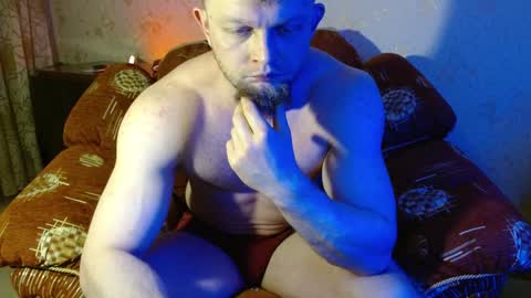 Snapshot of hardandripped chatting on 12-16-24, 02:15 Valentino Hard online show from 12-16-24, 02:15