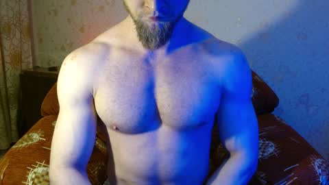 Snapshot of hardandripped chatting on 12-19-24, 06:23 Valentino Hard online show from 12-19-24, 06:23