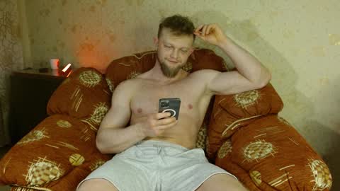 Snapshot of hardandripped chatting on 12-21-24, 03:47 Valentino Hard online show from 12-21-24, 03:47