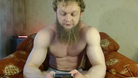 Snapshot of hardandripped chatting on 09-14-25, 12:37 Valentino Hard online show from 09-14-25, 12:37