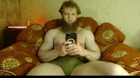 Snapshot of hardandripped chatting on 10-27-25, 10:36 Valentino Hard online show from 10-27-25, 10:36