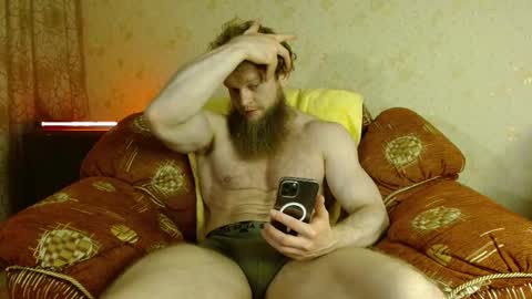 Snapshot of hardandripped chatting on 11-11-25, 03:06 Valentino Hard online show from 11-11-25, 03:06