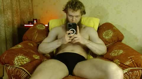 Snapshot of hardandripped chatting on 11-21-25, 04:55 Valentino Hard online show from 11-21-25, 04:55