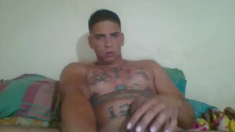 Snapshot of hardbighotxxx chatting on 12-24-24, 03:47 Edxxx online show from 12-24-24, 03:47