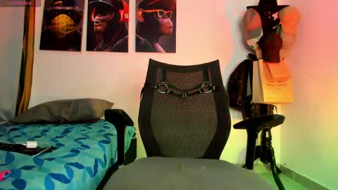 Snapshot of hardboy_latin chatting on 04-19-26, 05:29 hardboy_latin online show from 04-19-26, 05:29