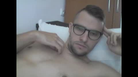 Snapshot of hardboylovemilfmoom chatting on 09-20-25, 08:37 hardboylovemilfmoom online show from 09-20-25, 08:37