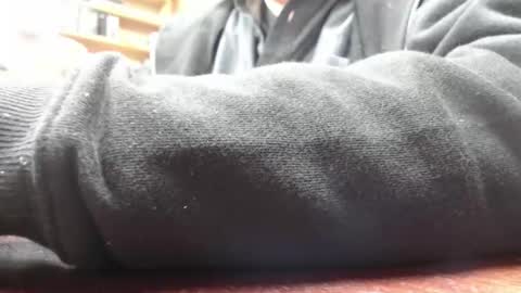 Snapshot of hardbuns chatting on 11-18-25, 06:29 Brad online show from 11-18-25, 06:29