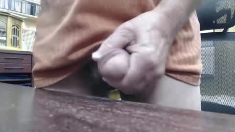 Snapshot of hardbuns chatting on 02-02-26, 01:32 Brad online show from 02-02-26, 01:32