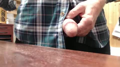 Snapshot of hardbuns chatting on 02-19-26, 08:49 Brad online show from 02-19-26, 08:49