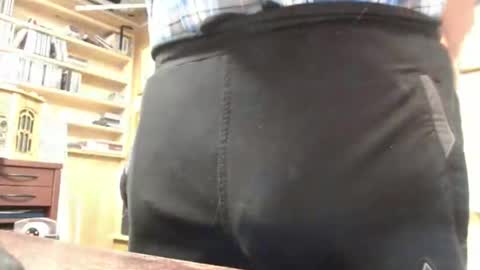 Snapshot of hardbuns chatting on 03-10-26, 05:18 Brad online show from 03-10-26, 05:18