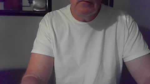 hardchicagoforzya online show from 10-18-25, 05:43