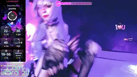 Mia online show from 03-06-26, 11:12