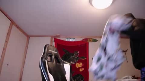 Snapshot of harddick19966 chatting on 01-12-26, 05:51 Austin online show from 01-12-26, 05:51