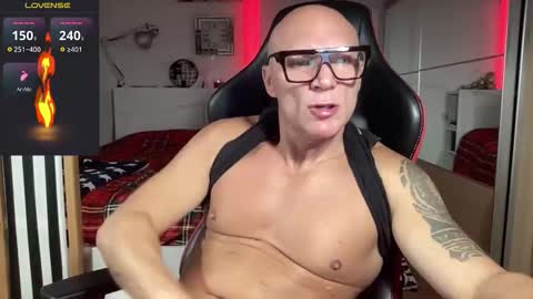 MATTSTEEL - ITALIAN STALLION online show from 10-10-25, 08:57