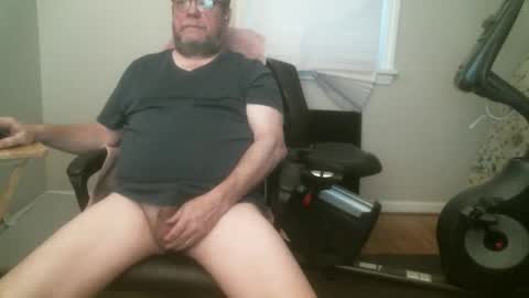 Snapshot of hardmik chatting on 02-04-26, 12:11 Mik online show from 02-04-26, 12:11