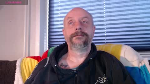 Snapshot of hardmrlazy chatting on 12-29-24, 12:23 MrLazy online show from 12-29-24, 12:23