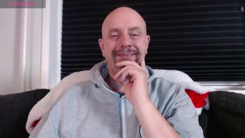 Snapshot of hardmrlazy chatting on 01-06-25, 06:41 MrLazy online show from 01-06-25, 06:41