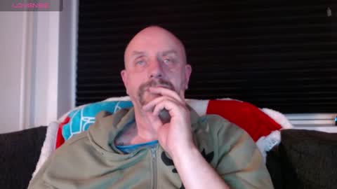 MrLazy online show from 01-14-25, 05:56