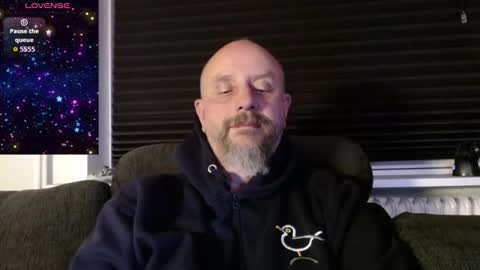 Snapshot of hardmrlazy chatting on 11-03-25, 07:04 MrLazy online show from 11-03-25, 07:04