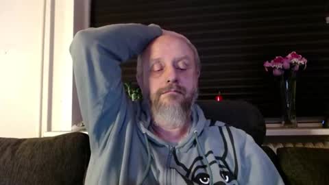 Snapshot of hardmrlazy chatting on 01-06-26, 06:44 MrLazy online show from 01-06-26, 06:44