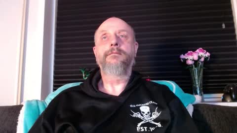 Snapshot of hardmrlazy chatting on 02-04-26, 05:30 MrLazy online show from 02-04-26, 05:30