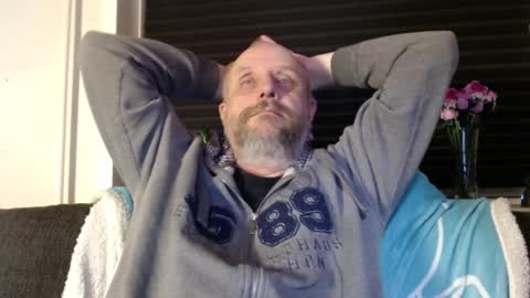 Snapshot of hardmrlazy chatting on 02-11-26, 06:57 MrLazy online show from 02-11-26, 06:57