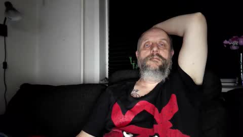 Snapshot of hardmrlazy chatting on 02-28-26, 05:25 MrLazy online show from 02-28-26, 05:25