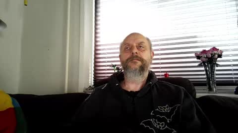 Snapshot of hardmrlazy chatting on 03-14-26, 11:59 MrLazy online show from 03-14-26, 11:59