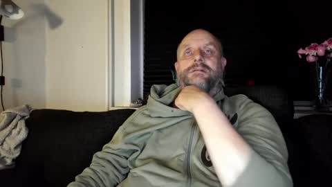 MrLazy online show from 05-22-26, 09:09