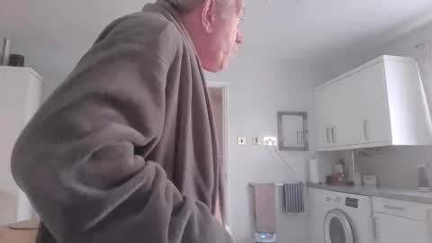 hardon4u123456789 online show from 11-06-25, 11:00