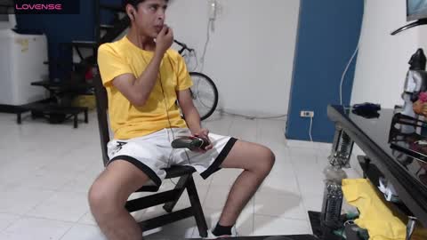 Andres Dean online show from 12-25-24, 01:20