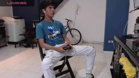 Andres Dean online show from 02-11-25, 11:22