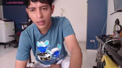 Andres Dean online show from 02-23-25, 06:34