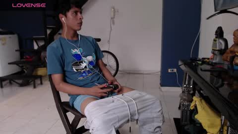 Andres Dean online show from 02-23-25, 09:37