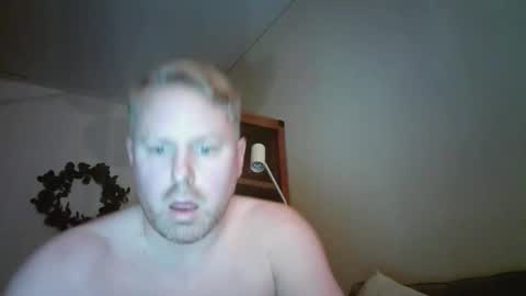 hardswedishboy online show from 03-30-26, 08:32