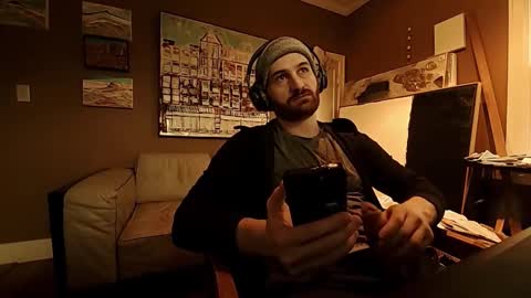 Tom online show from 11-18-25, 09:08