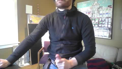 Tom online show from 03-06-26, 07:21