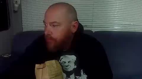 Snapshot of hardupandh0rny chatting on 09-28-25, 03:23 Hardupandh0rny online show from 09-28-25, 03:23