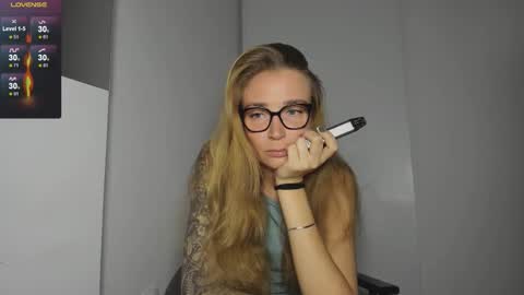 Tasya online show from 09-25-25, 04:54