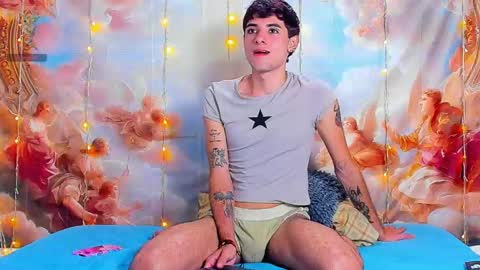 Snapshot of harley_fairy chatting on 05-09-26, 02:11 Harley online show from 05-09-26, 02:11