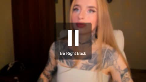 Snapshot of harley_kimm chatting on 10-26-25, 05:46 Julia online show from 10-26-25, 05:46