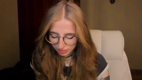 Snapshot of harley_kimm chatting on 11-29-25, 05:21 Julia online show from 11-29-25, 05:21